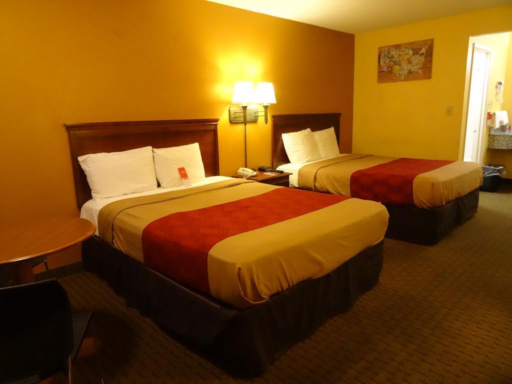 Econo Lodge Fredericksburg Near I-95 Luaran gambar